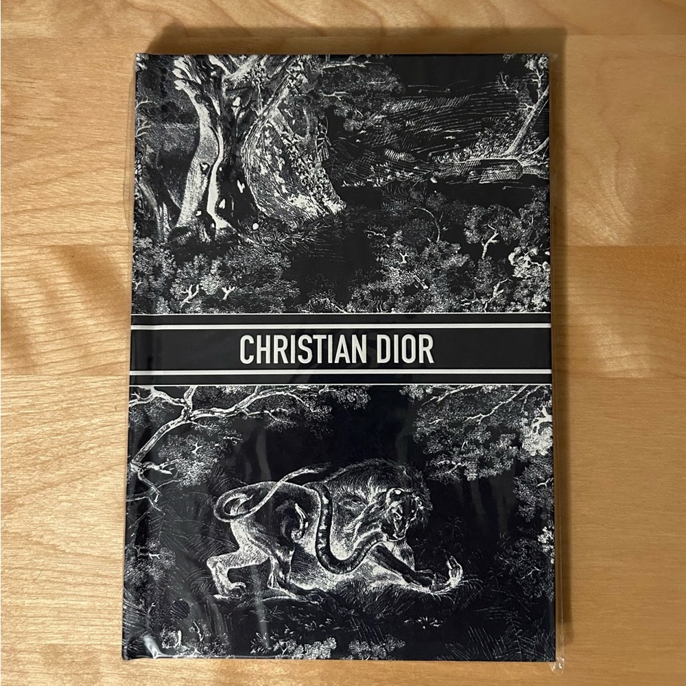 Dior Notebook